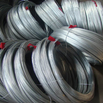 フェンスの網のために冷間圧延される0.55mm 10B21によって電流を通される鋼線棒の鉄