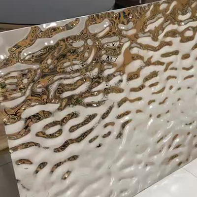 冷たい-引き分けのステンレス鋼の押されたさざ波シート ミラー0.1mm 0.5mm天井のための1mm