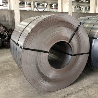 ASTM A36の高炭素の鋼鉄ストリップS355の屋根ふきシートのコイルは上塗を施してあるに電流を通した